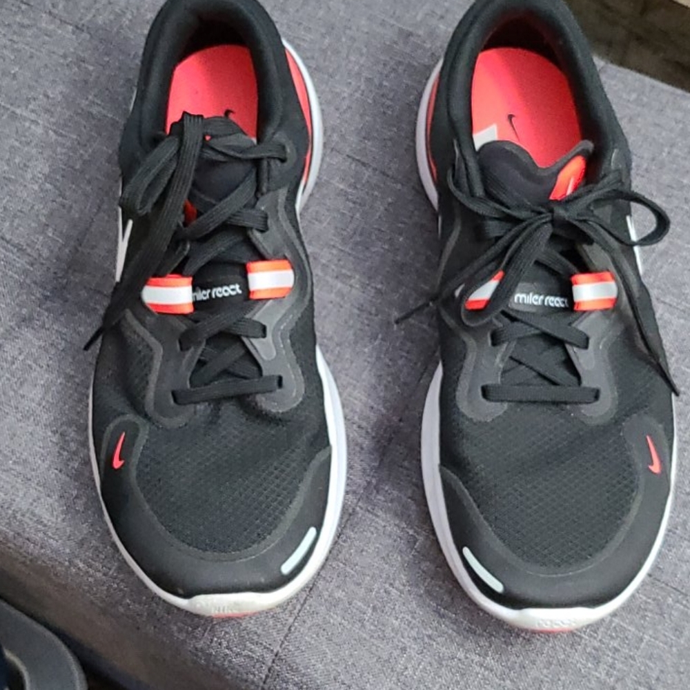 Nike Miler React